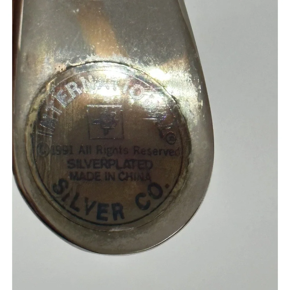 Vintage International Silverplated Cake Lasagna Server with Etched Floral Design